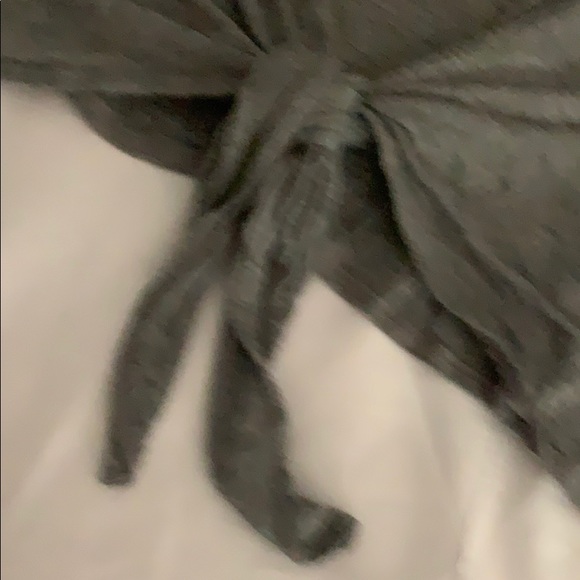 Crop-top - Picture 3 of 5